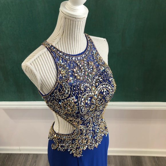 LIQUIDATION - Prom dress - small - Picture 7 of 8